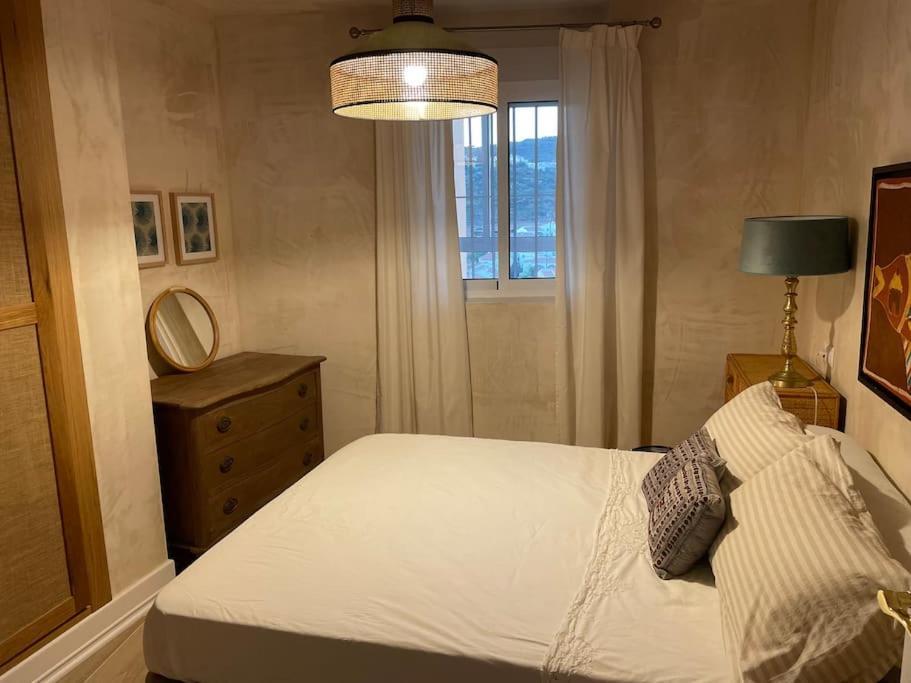 Maravilloso Apartamento En Primera Linea De Playa. 토레과디아로 외부 사진