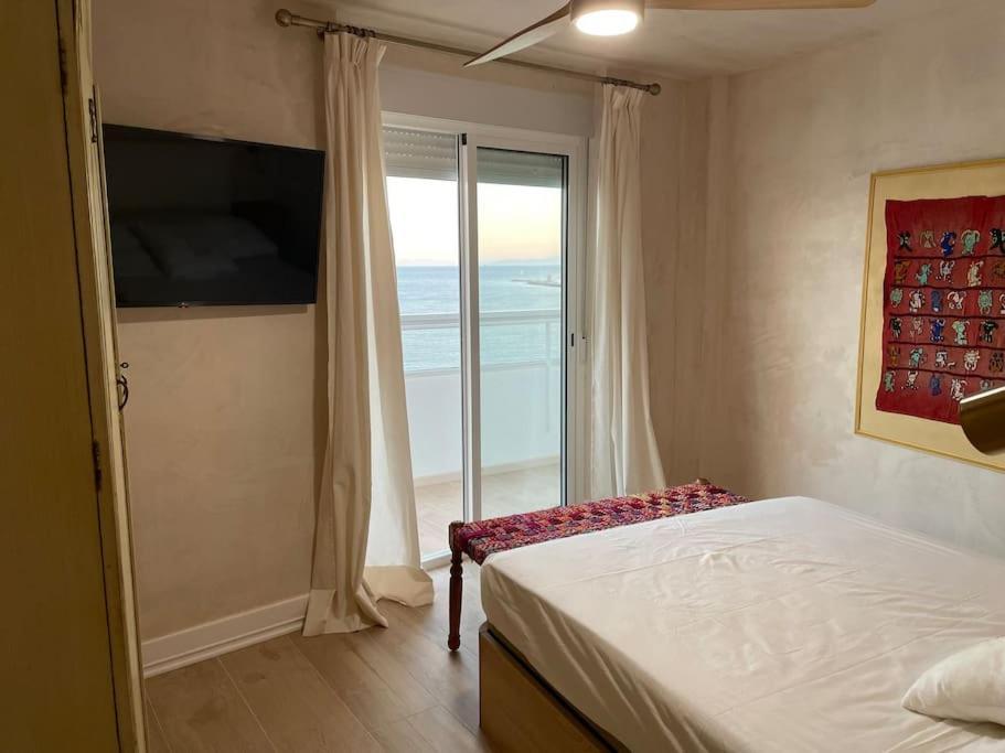 Maravilloso Apartamento En Primera Linea De Playa. 토레과디아로 외부 사진